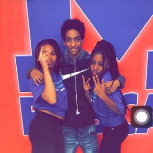 Meet your Posher, Journee